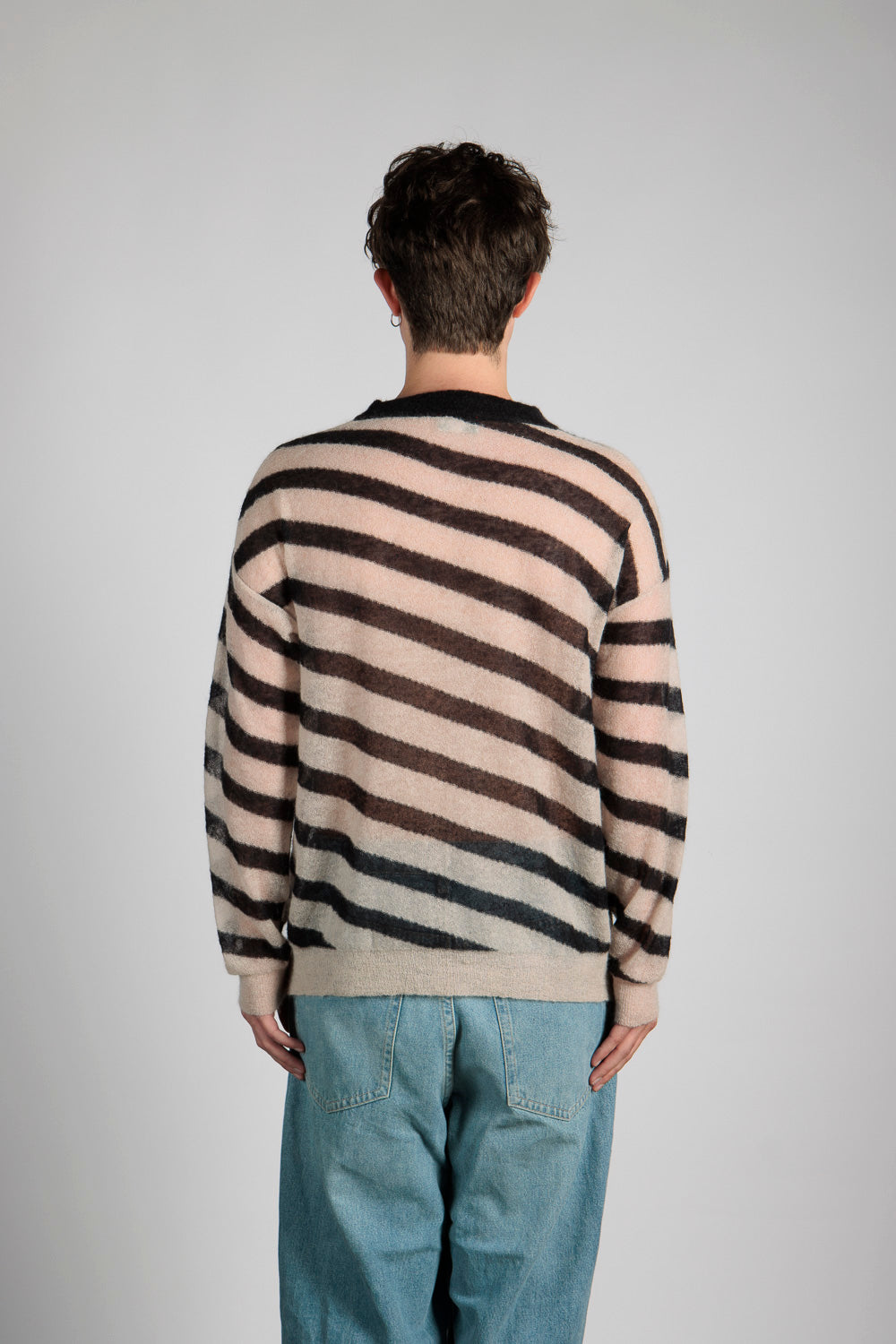 Man's stripped crewneck sweater