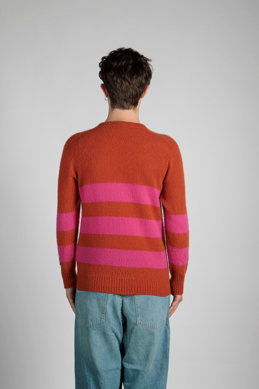 Crewneck sweater w/stripes