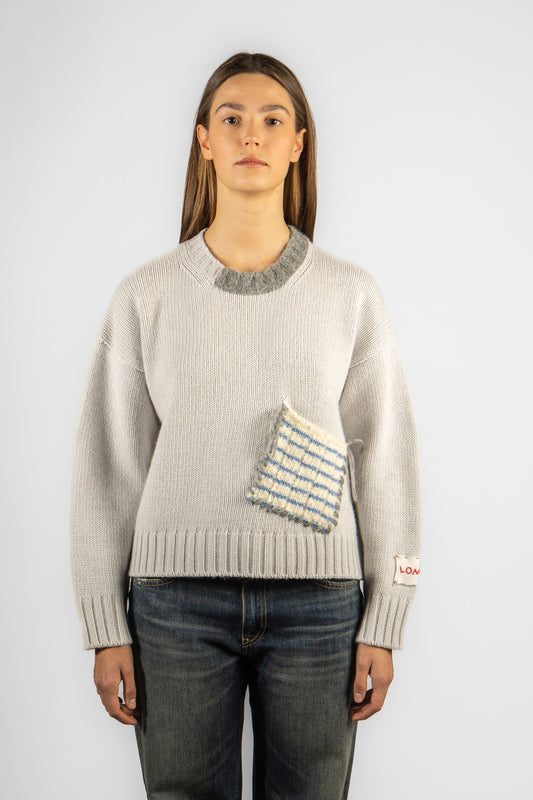 Woman's crewneck sweater w/ pocket